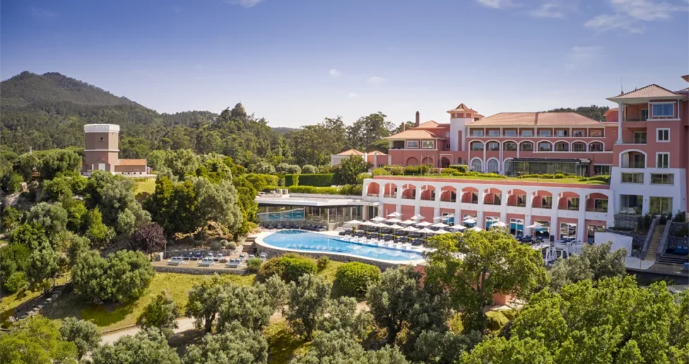 Penha Longa Hotel Portugal, Frontview and pool
