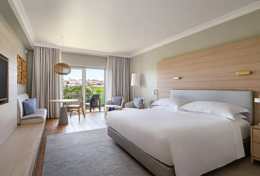 Praia d'el Rey Room