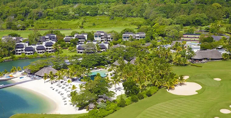 The Bay Club at Anahita